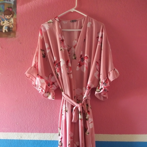 Dress - Picture 2 of 4